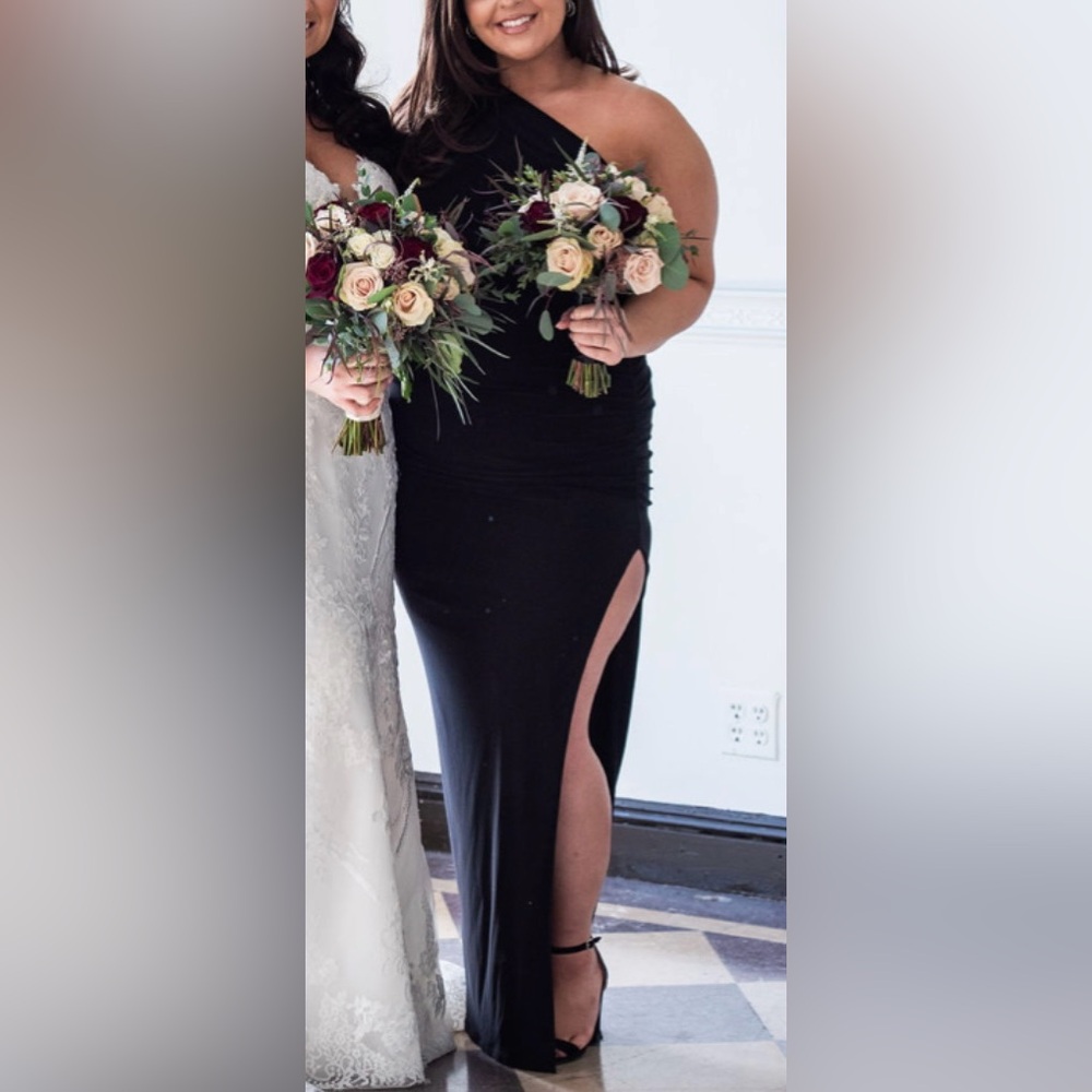 Windsor Black dress size L